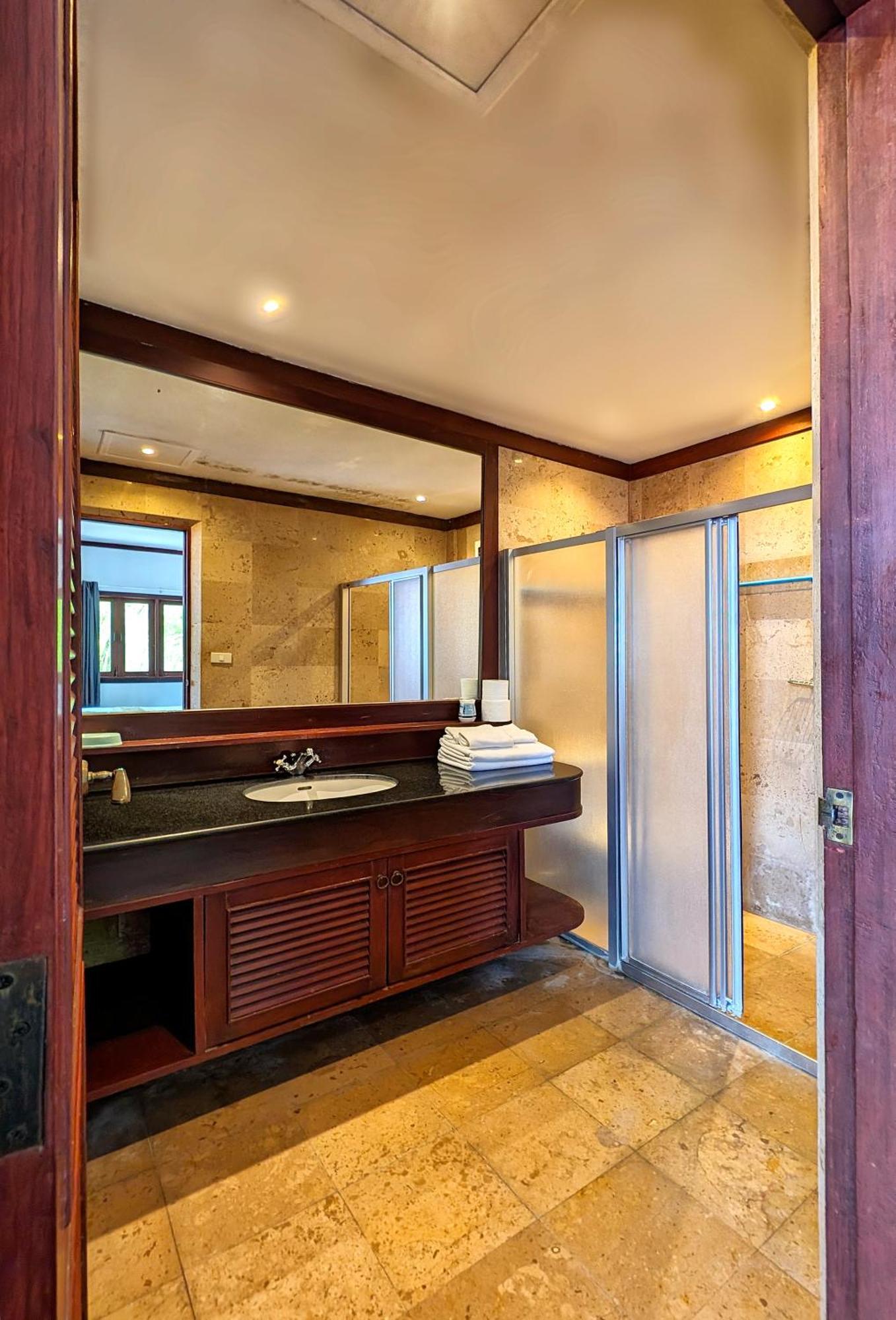 Nakawanna Villa Phuket Exterior foto