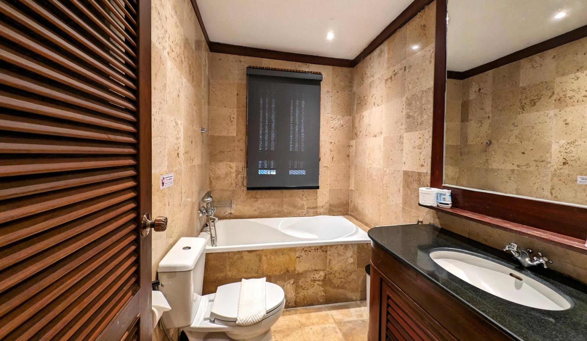 Nakawanna Villa Phuket Exterior foto